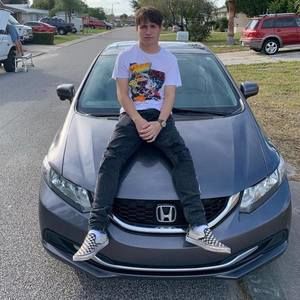 Meet your Posher, Garrett